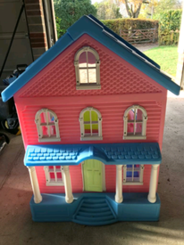 second hand little tikes playhouse